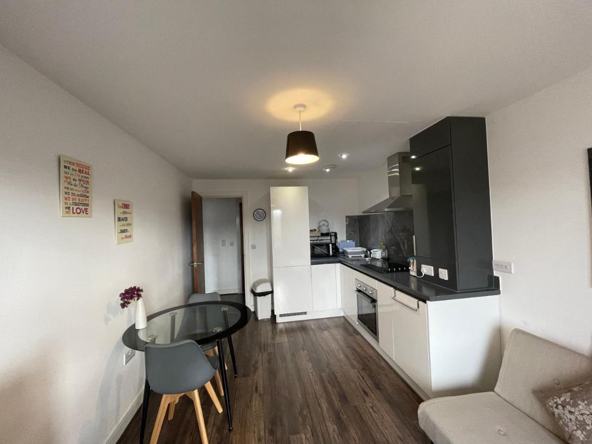Modern Apartment Near Bullring Birmingham Exterior foto